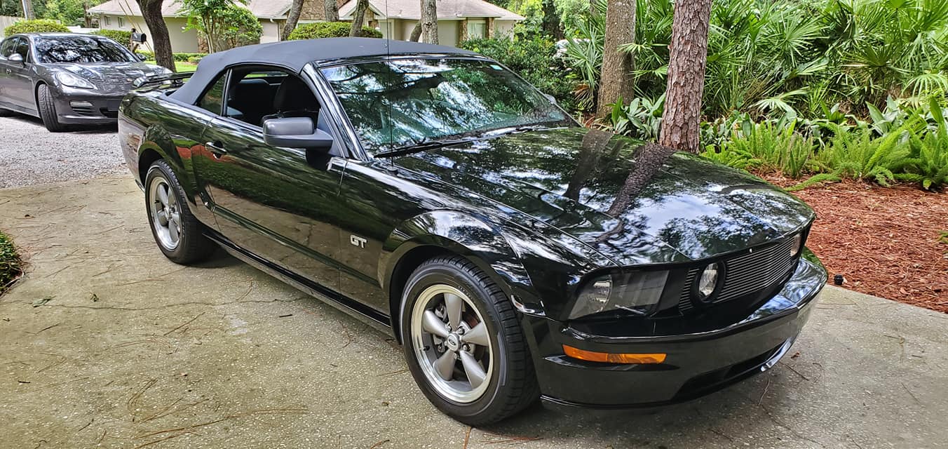 Mustang 2005   07